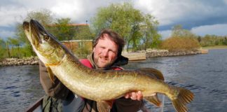 Posen-Wissen für Hechtangler Thomas Kalweit weiß den Hechtfang mit der traditionellen Posen-Montage zu schätzen.