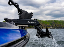 Ein zusätzlicher Bugmotor mit Ankerfunktion wie der Garmin Force Kraken hält beim Angeln auch ohne Anker das Boot auf der Stelle. Bild: Garmin Deutschland GmbH